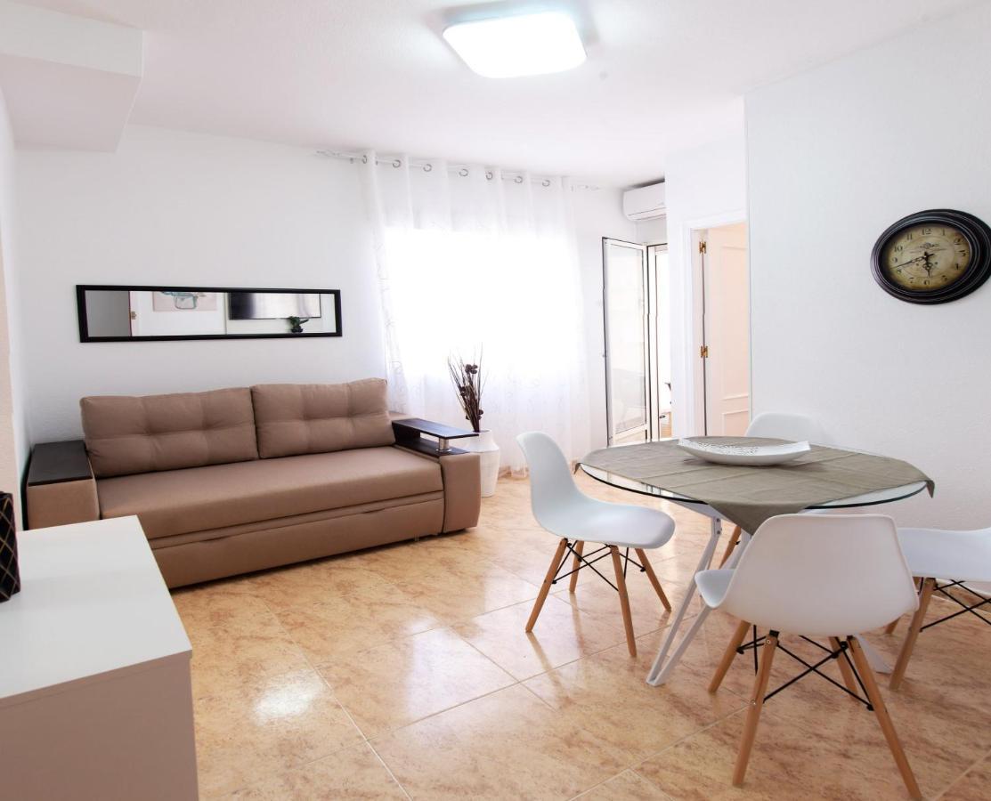 Holiday Suite Caballero De Rodas 92 Torrevieja Eksteriør bilde