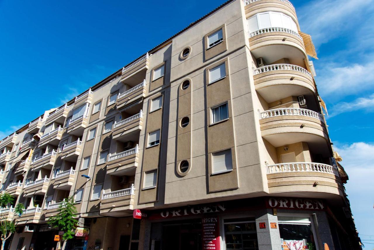 Holiday Suite Caballero De Rodas 92 Torrevieja Eksteriør bilde