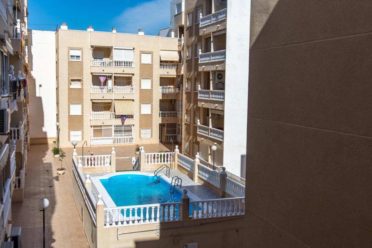 Holiday Suite Caballero De Rodas 92 Torrevieja Eksteriør bilde