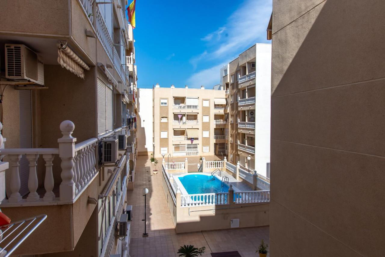 Holiday Suite Caballero De Rodas 92 Torrevieja Eksteriør bilde